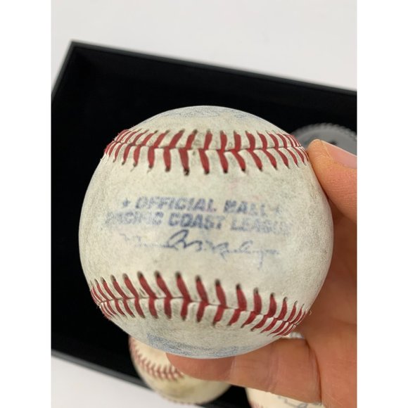 Nike Backyard Gem Trainer Beavers Pink Baseball Rawlings Lot of 6 - Picture 5 of 15